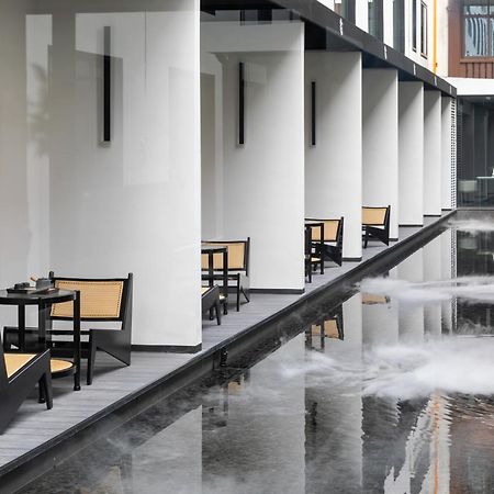 Gongxili - Xige Hotel Free Welcome Tea And Dessert Чэнду Экстерьер фото
